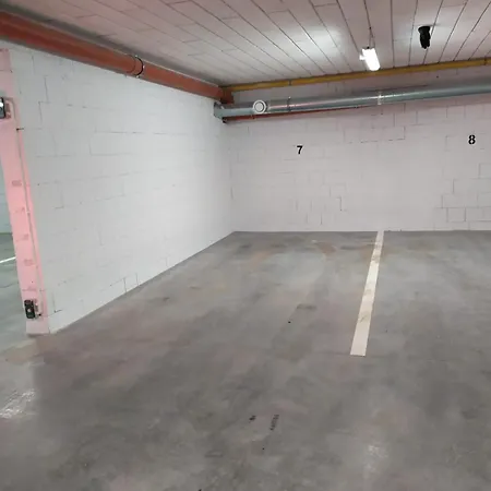 Nr 5 , Tuż Przy Gondoli